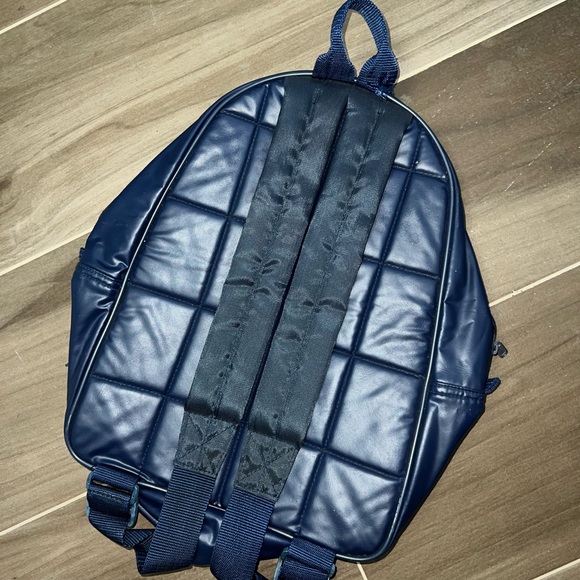Vintage Adidas Backpack - Picture 2 of 3